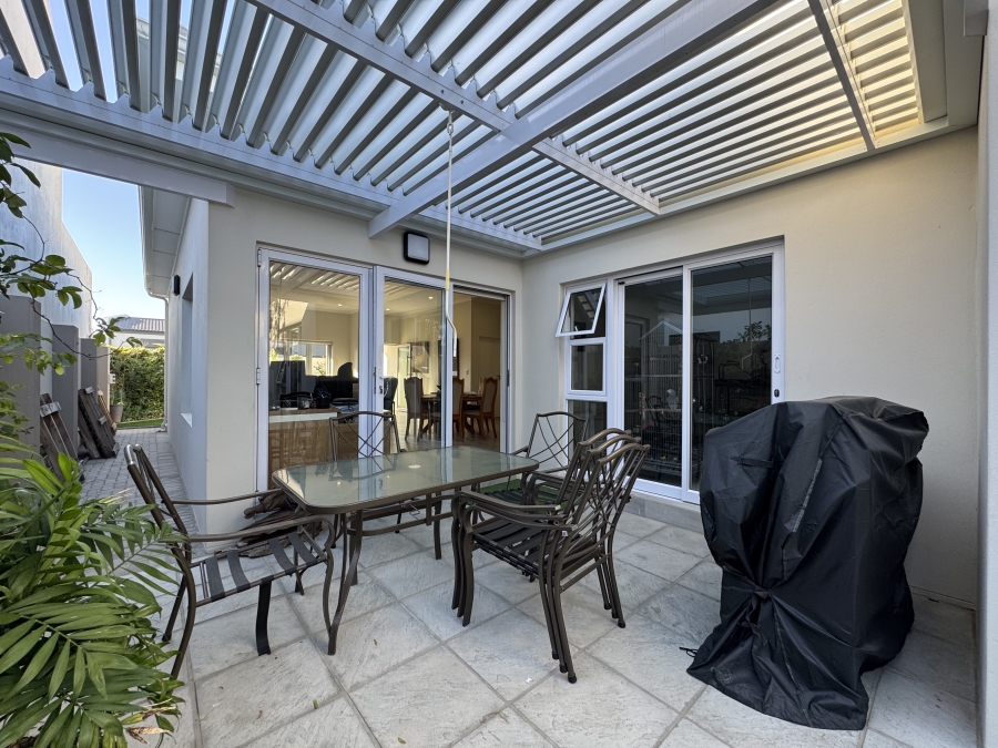 3 Bedroom Property for Sale in Sandown Western Cape